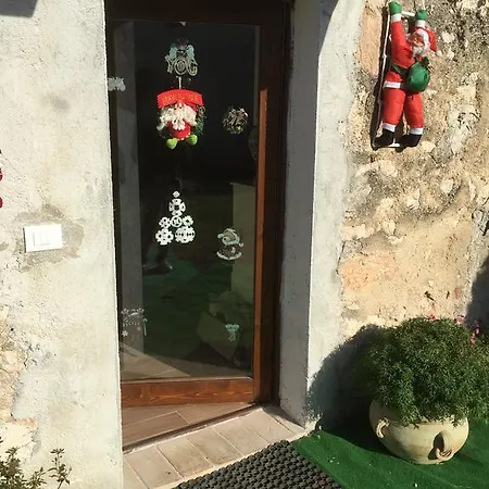 La Nuova Luna